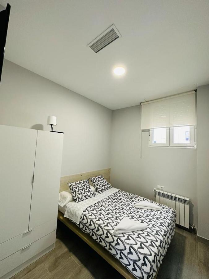 Hospedaje Cuatro Vientos Madri Exterior foto